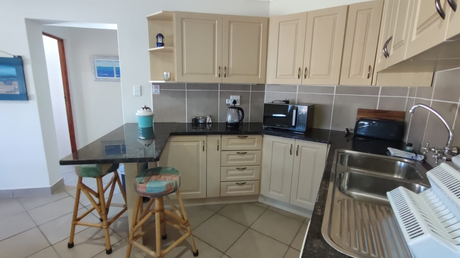 6 Bedroom Property for Sale in Stilbaai Wes Western Cape